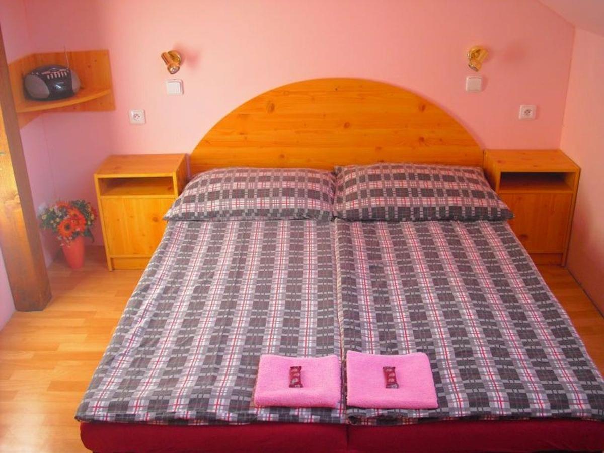 Penzion U Balcarky Ostrov u Macochy Exterior foto